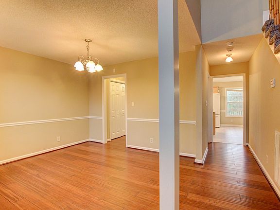 5th image of 1304 Sunfield Dr