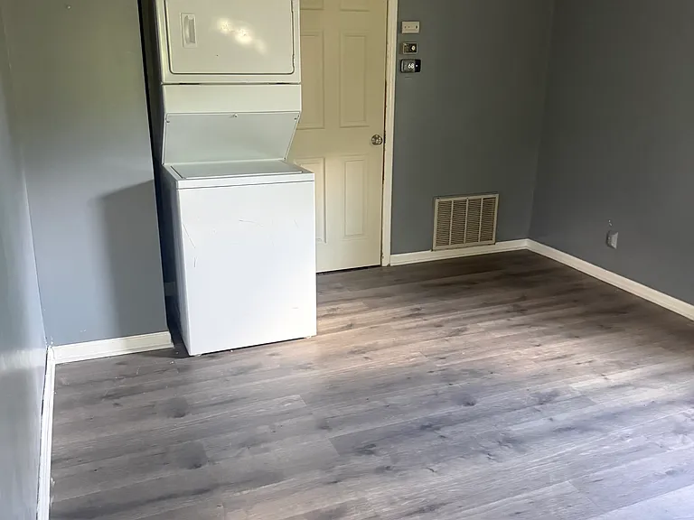 1377 Dorothea Rd — Photo 11