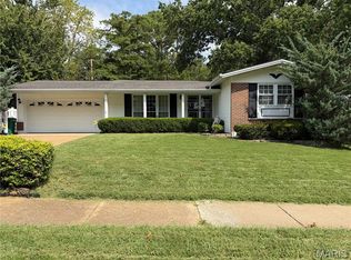 465 Burncoate Dr, Saint Louis, MO 63129