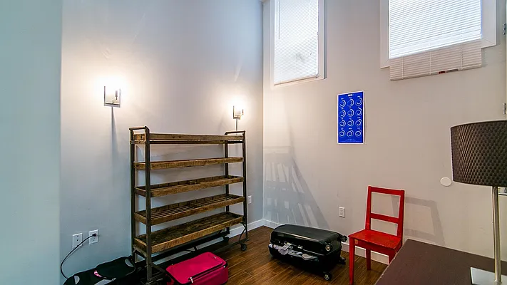 Rented by Nooklyn NYC LLC | media 34