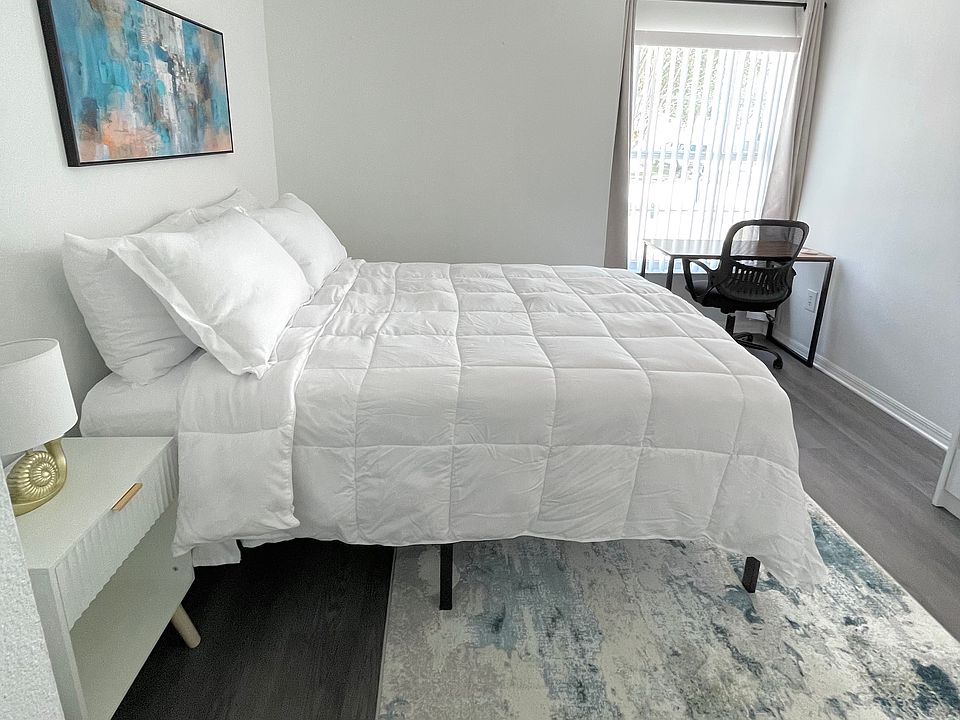 1st image of 1548 Tiverton Blvd #3
