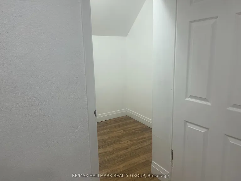 1540 Maxime St #B — Photo 17