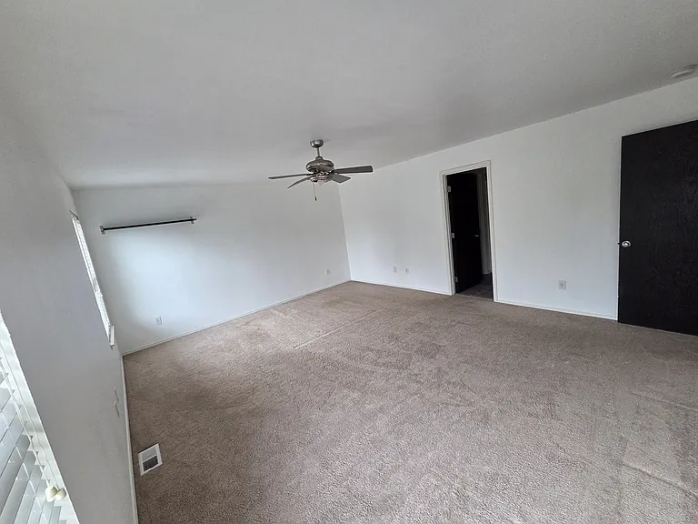23416 SE 263rd St — Photo 6