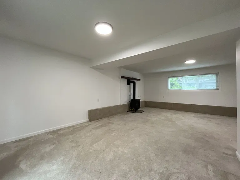 17688 NW Dogwood Ct — Photo 41