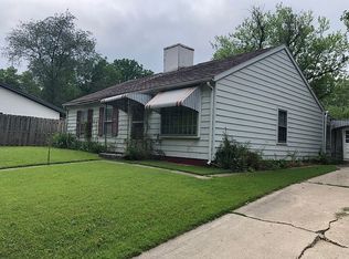 457 Martin St, Dixon, IL 61021