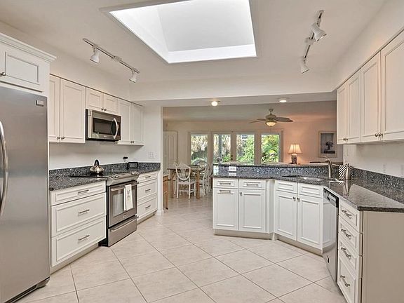4th image of 2655 Whippoorwill Ln