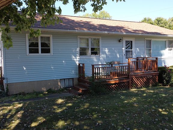 2nd image of 307 E Main St