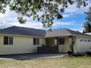 865 SW 24th Ct, Redmond, OR 97756