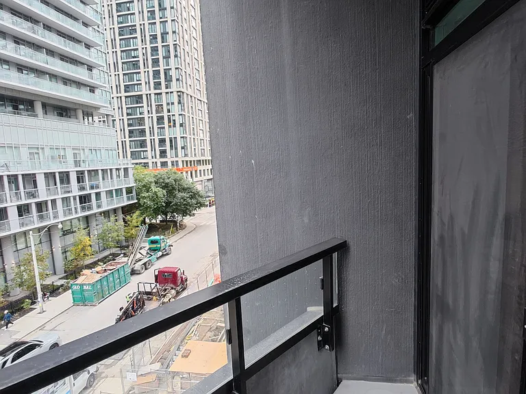 110 Broadway Ave #402S — Photo 32