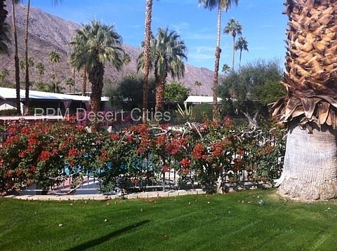 4th image of 295 E Twin Palms Dr