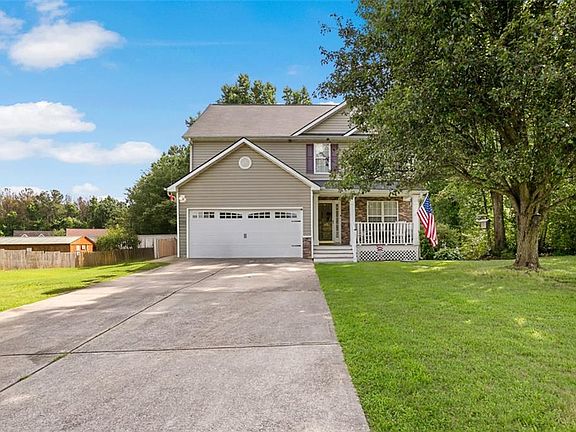 2nd image of 68 Hillcrest Dr