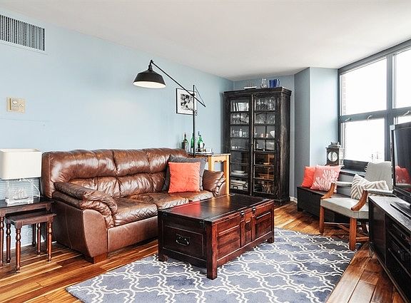 2nd image of 3660 N Lake Shore Dr #P-215