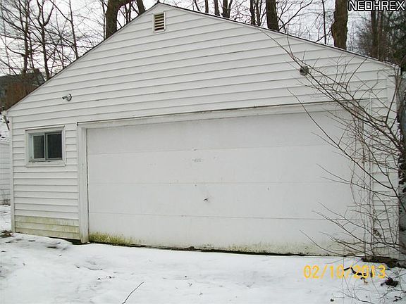 2nd image of 3362 Meadowbrook Blvd