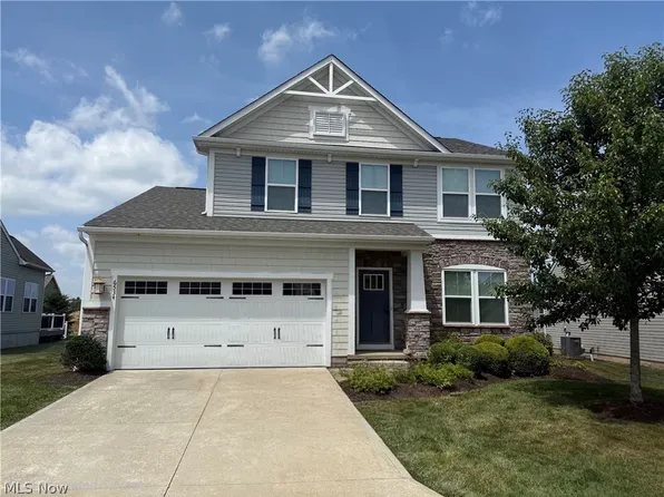 6534 Wisteria Ln, Medina, OH 44256