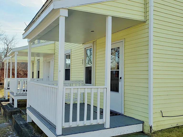 2 Depot St #B — Photo 1