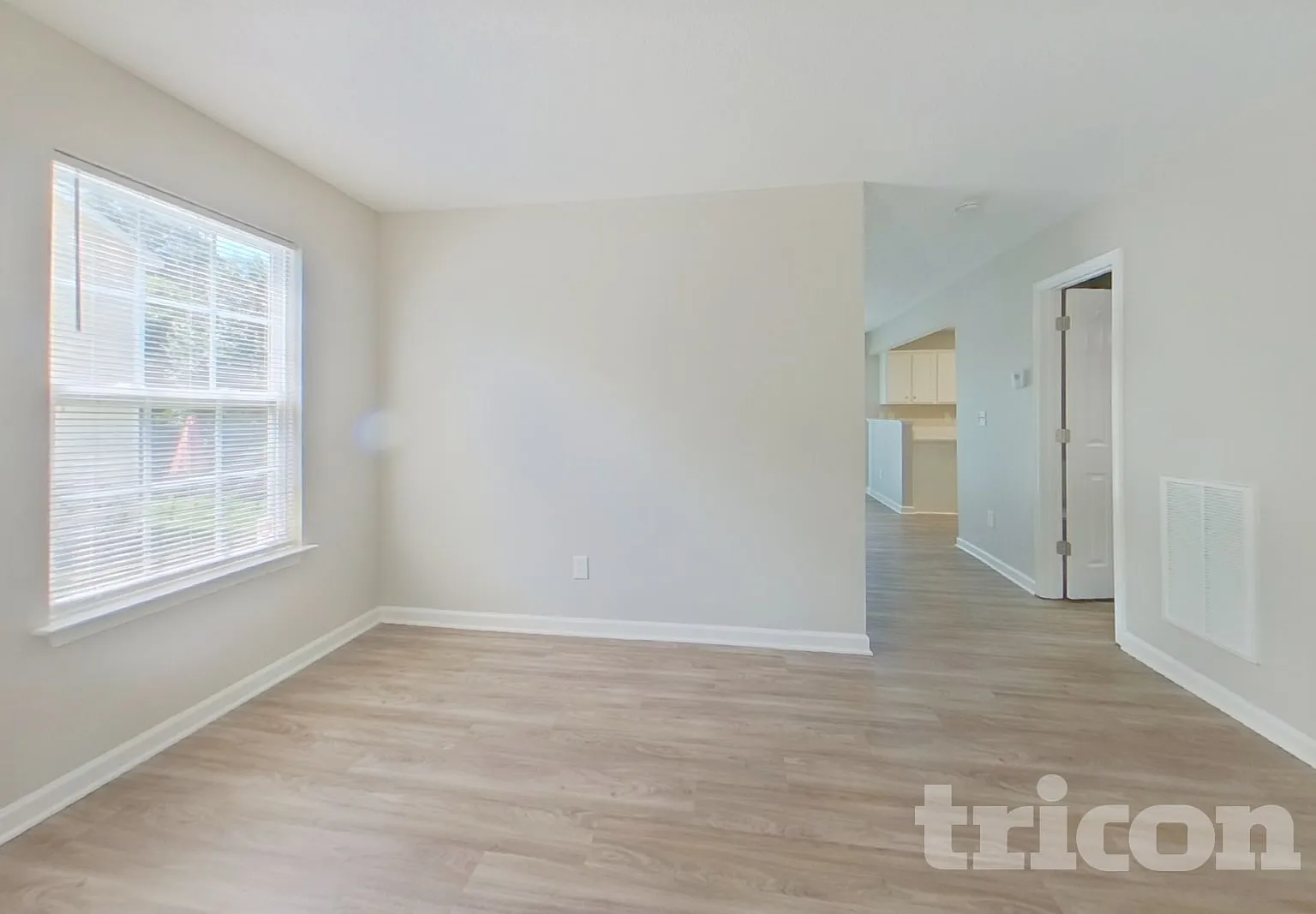6826 Squirrels Foot Court Charlotte NC — Photo 3