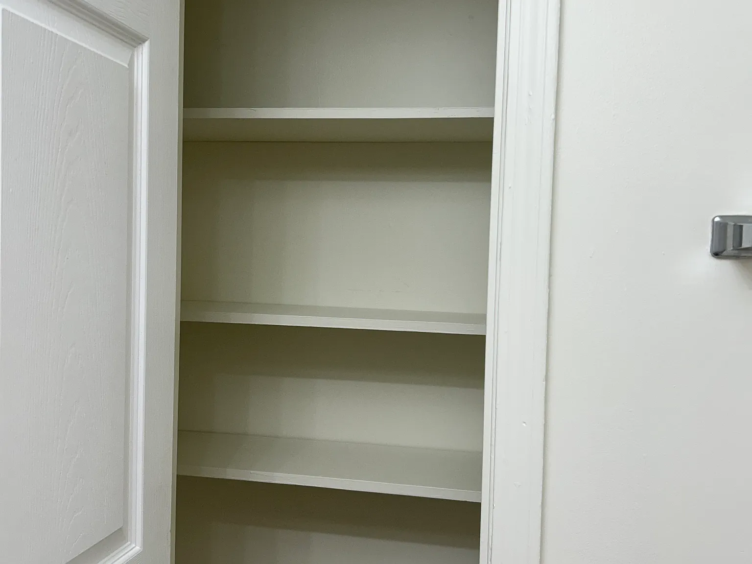 2 bed, 750 sqft, $950 — Photo 2