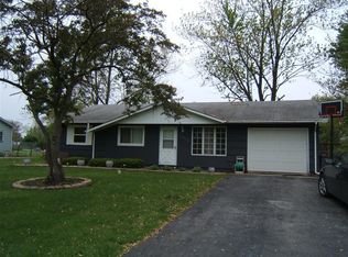 10610 Baker Pl, Crown Point, IN 46307