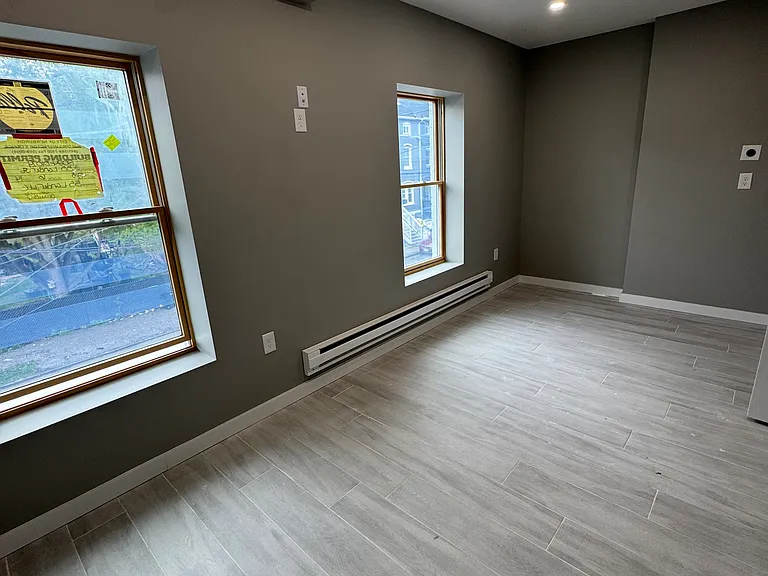 55 Lander St #2B — Photo 16