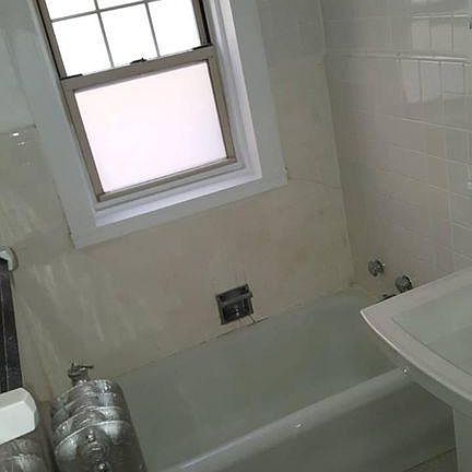 5th image of 923 Hinman Ave APT 1g