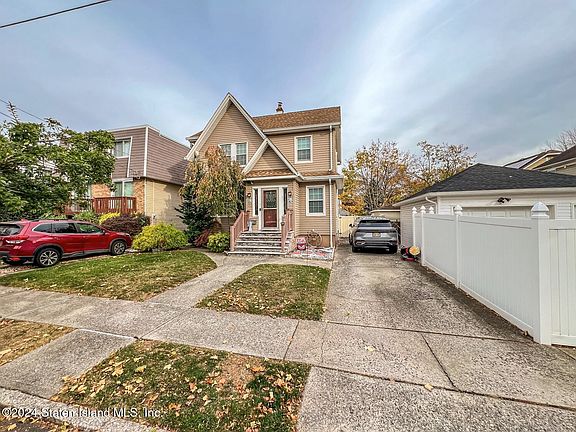 2nd image of 21 Arnprior St