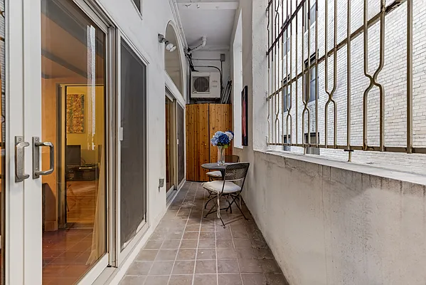 Rented by Compass | media 8