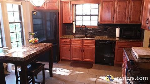 Granite & Heated Floors