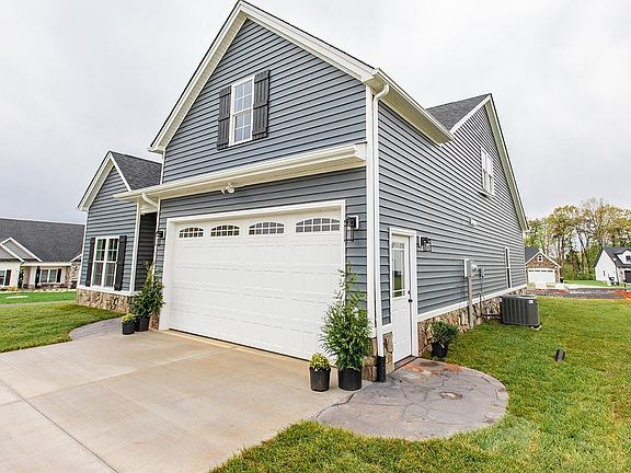 5th image of 207 Emberly Way Lot 13