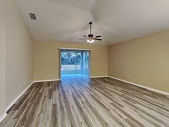 4th image of 6734 Monarch Park Dr