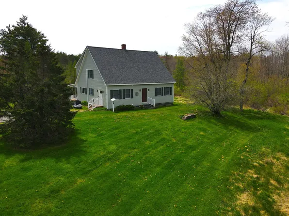 814 Waterville Road, Waldo, ME 04915