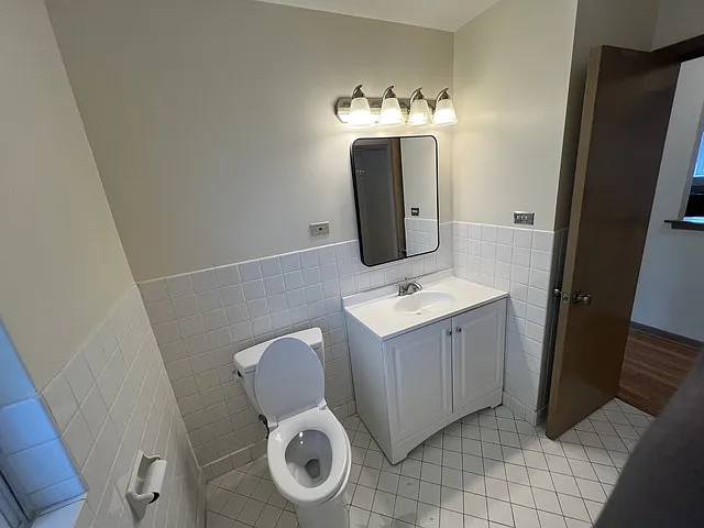 3014 Harlem Ave #1 — Photo 18