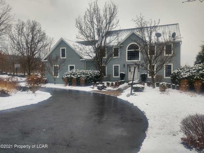 33 Steinbeck Dr, Moosic, PA, 18507