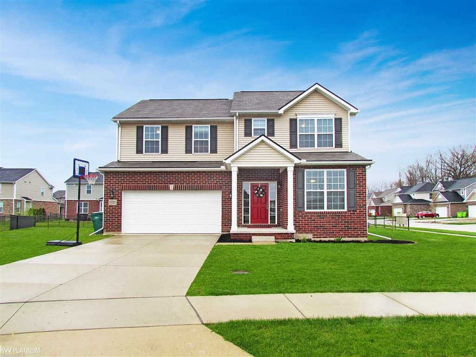 1st image of 23501 Sunnyside Cir