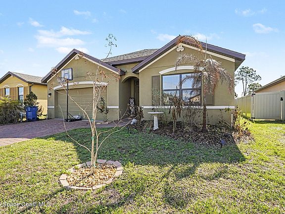 3rd image of 999 Remington Green Dr SE