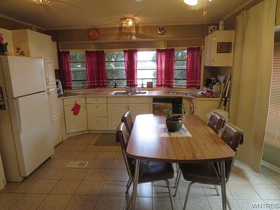 5th image of 12 W Canyon Dr