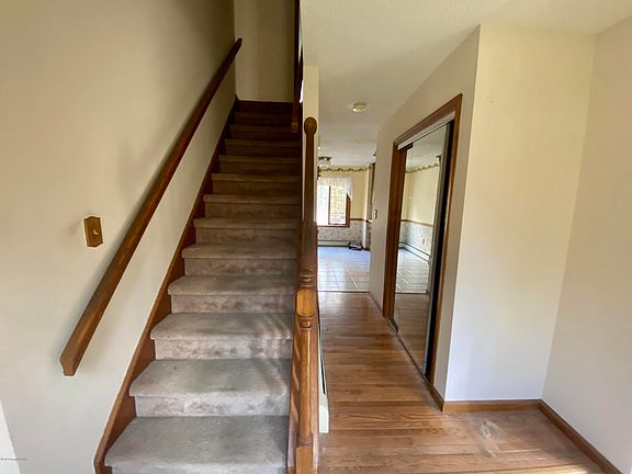 3rd image of 2143 White Pine Dr