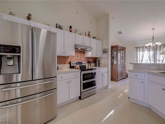 3rd image of 1600 Floyd Ave S