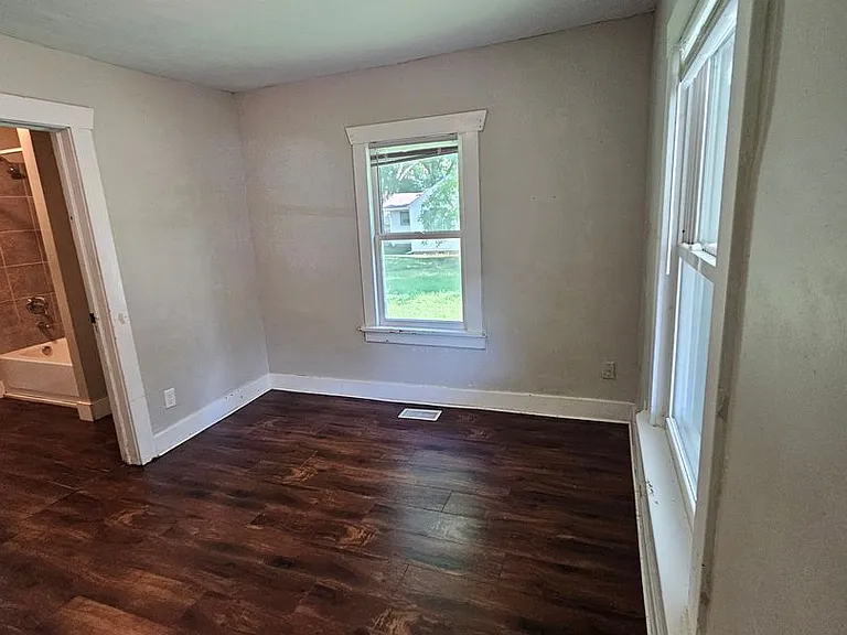 2503 N Delaware Ave — Photo 28