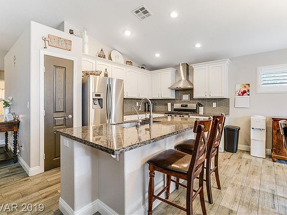 3rd image of 5731 Montezuma Creek St