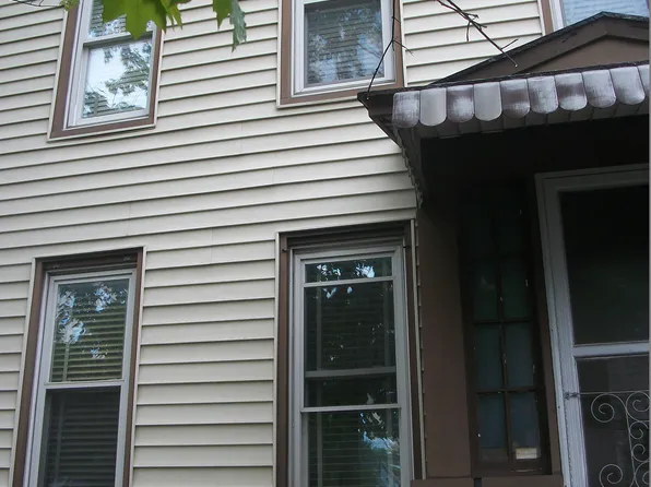 73 Forest St, Gloversville, NY 12078