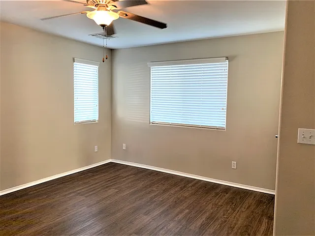 8232 Wildwood Glen Dr — Photo 8