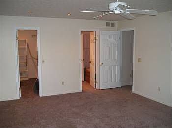 3rd image of 133 Caversham Woods