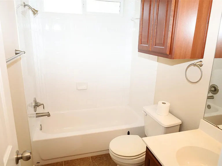 1804 Golden Arrow Ave — Photo 18