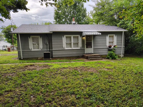 245 Old Springfield Rd, Bourbon, MO 65441