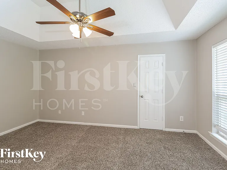 7815 Pinetuck Ln — Photo 14