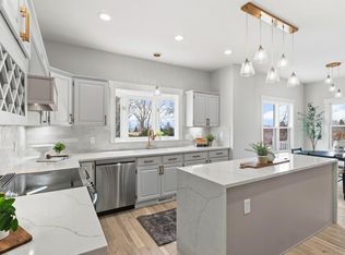 7766 Park Ridge Cir, Fort Collins, CO 80528