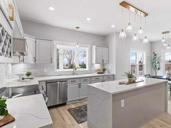 7766 Park Ridge Cir, Fort Collins, CO 80528