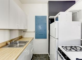 1711 18th St NW APT 31, Washington, DC 20009