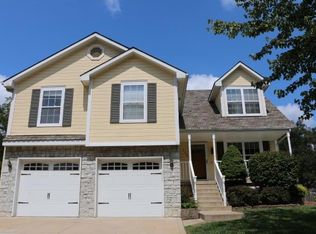 249 NE Chateau Dr, Blue Springs, MO 64014