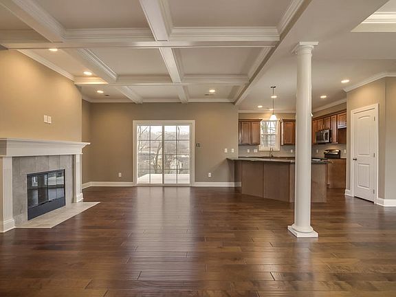 2nd image of 521 Greystoke Ln